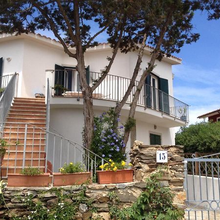 Bed and Breakfast Il Ginepro Di Stintino Exterior foto